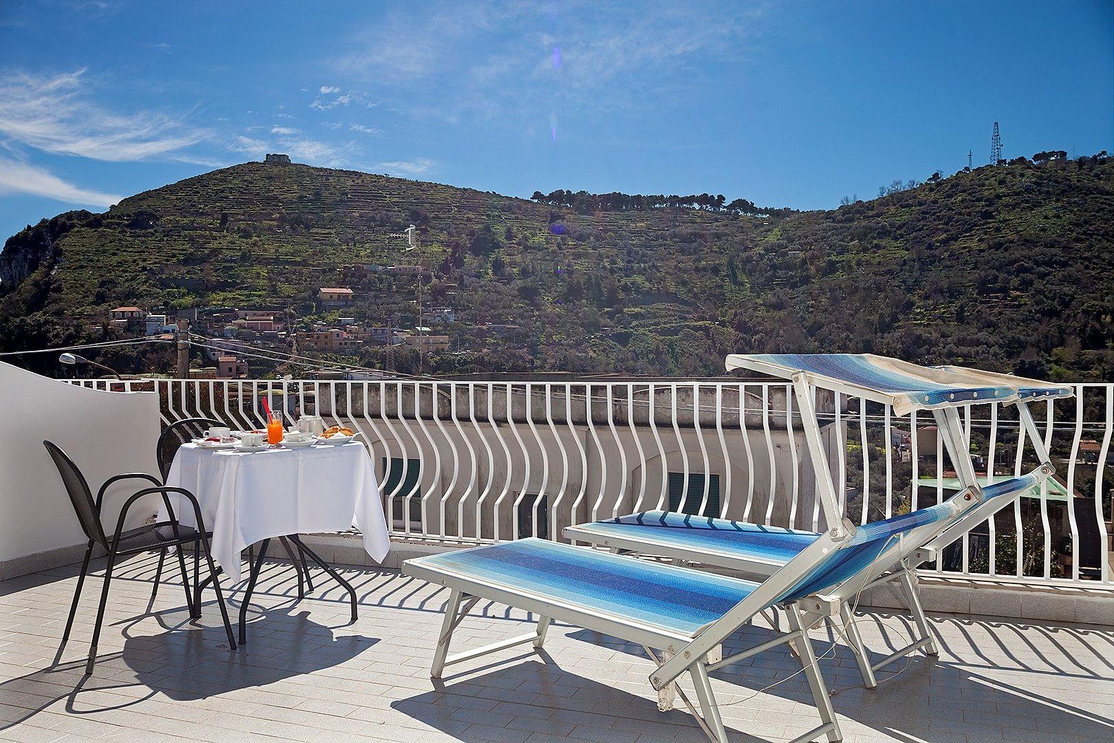 Hotel Caruso Massa Lubrense Extérieur photo
