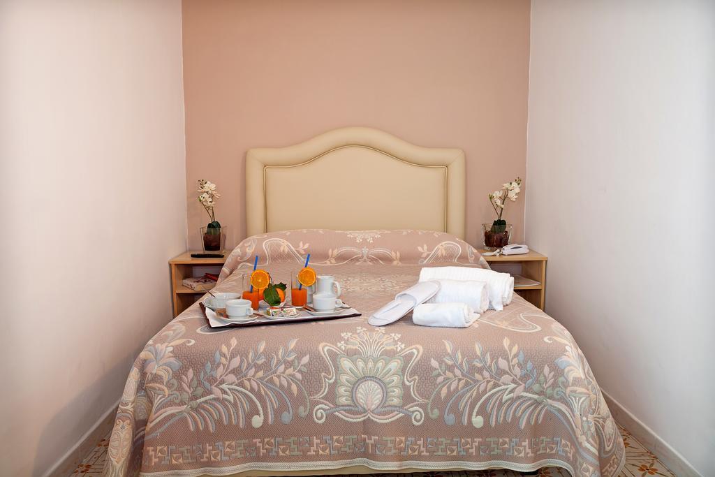 Hotel Caruso Massa Lubrense Extérieur photo