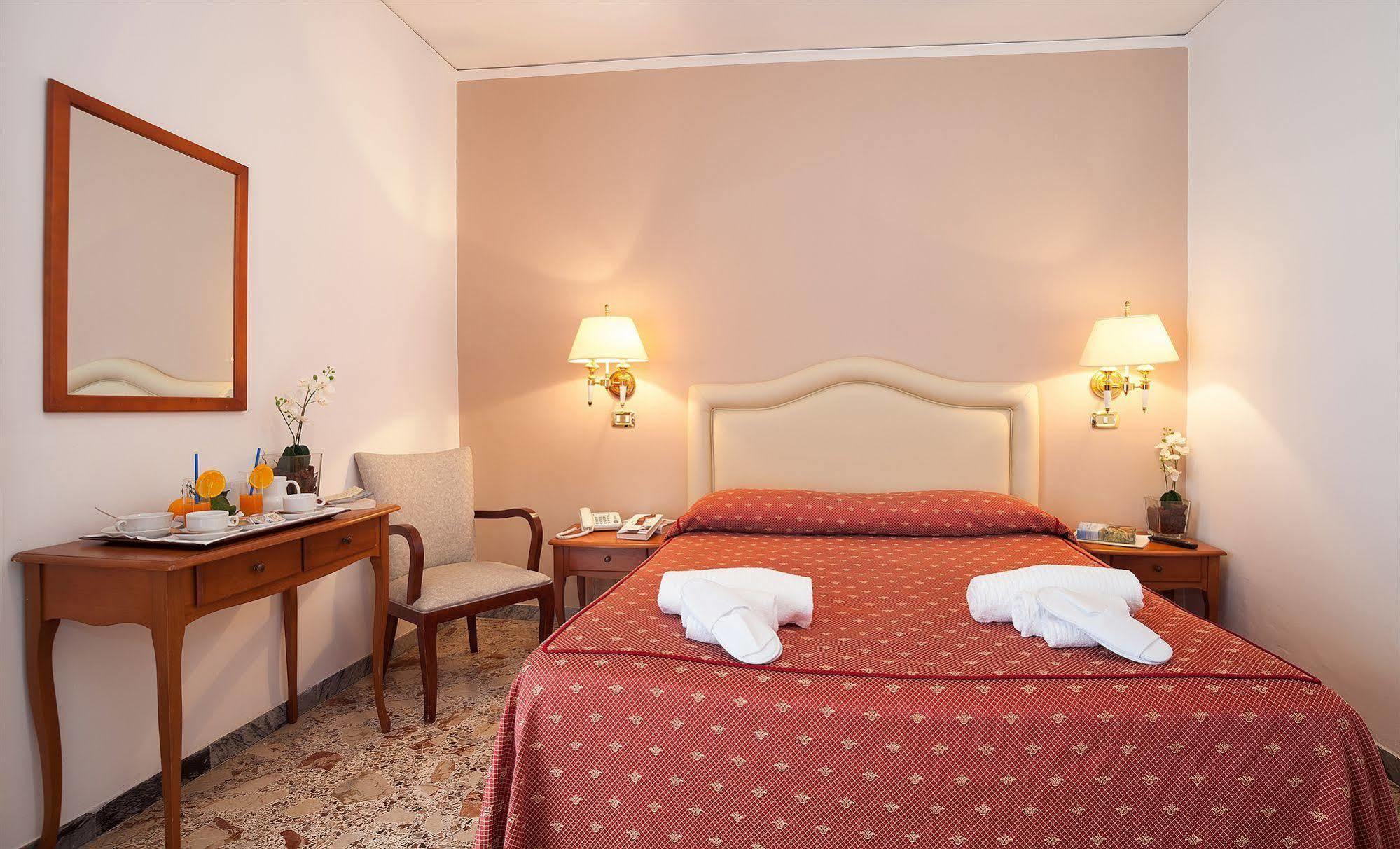 Hotel Caruso Massa Lubrense Extérieur photo