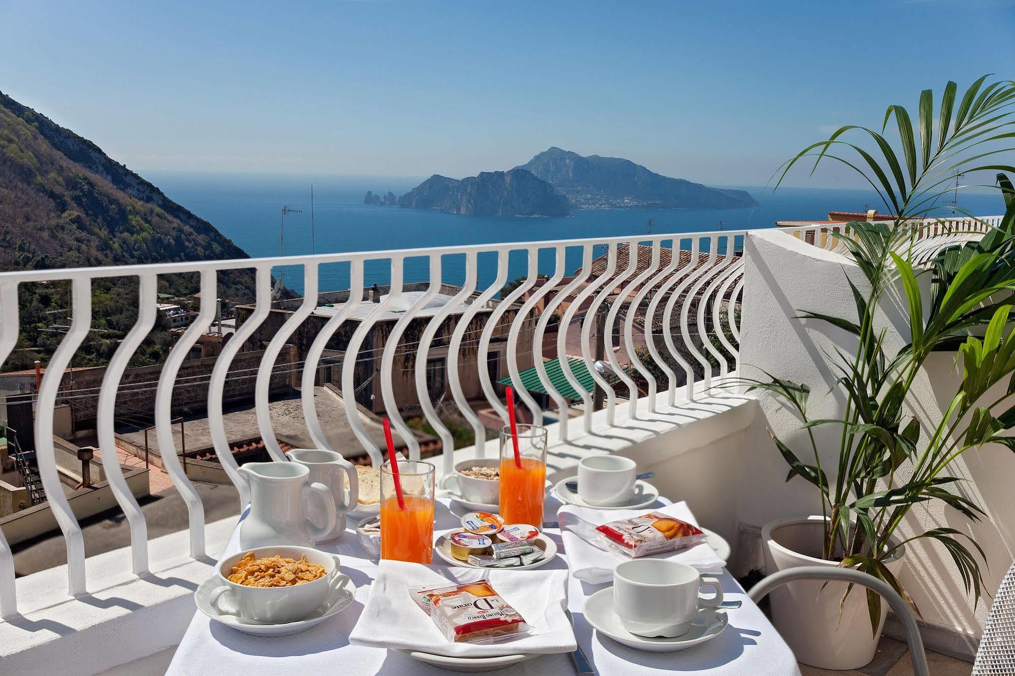 Hotel Caruso Massa Lubrense Extérieur photo